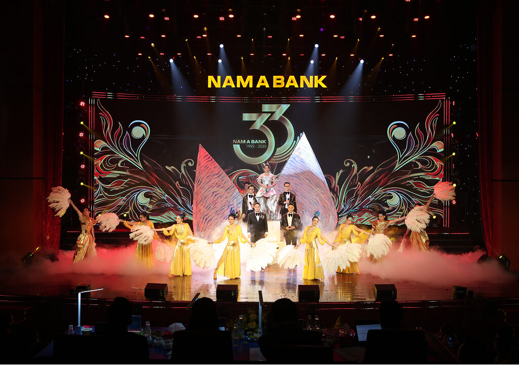 Lễ kỷ niệm 09_Lumiere Lễ kỷ niệm 09_Lumiere