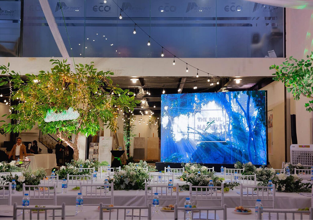 Lễ kỷ niệm 18_Lumiere Lễ kỷ niệm 18_Lumiere